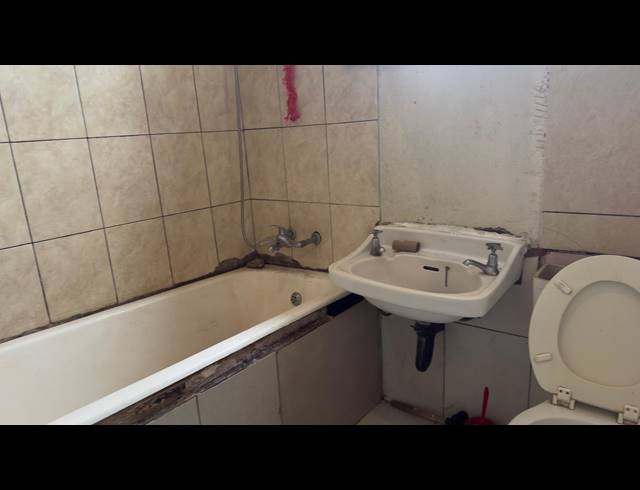 4 BEDROOM FREESTANDING FOR SALE IN WINDERMERE